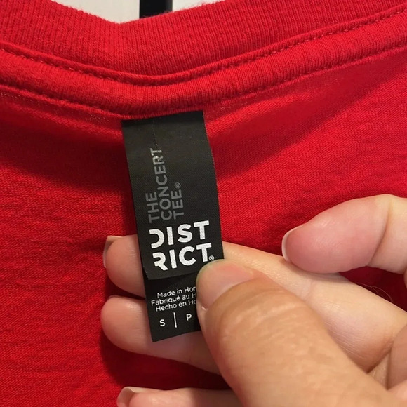 Imperfect Native women running tshirt tee 100% cotton small unique - Picture 5 of 6